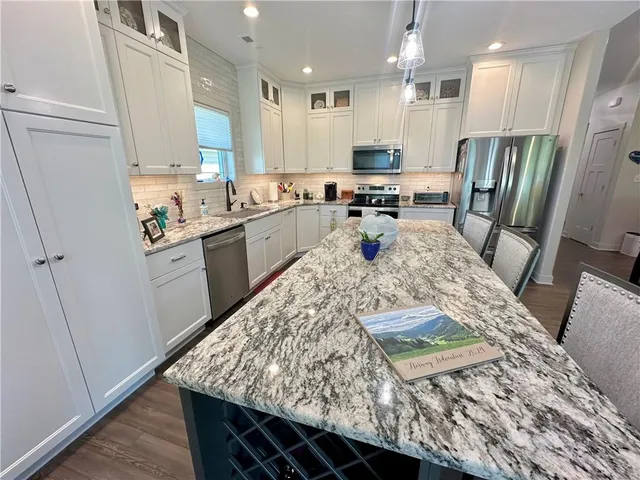 $489,900 | 2820 Tranquility Court, Maryville, MO 64468