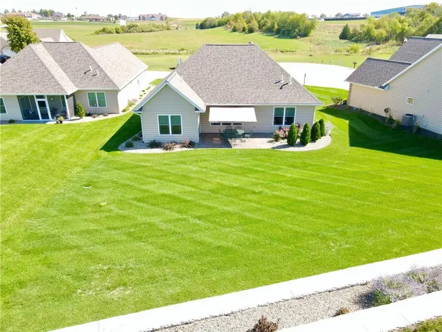 $489,900 | 2820 Tranquility Court, Maryville, MO 64468