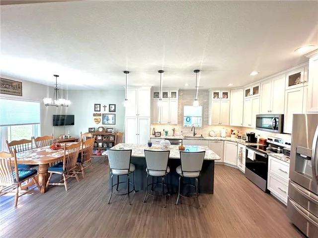 $489,900 | 2820 Tranquility Court, Maryville, MO 64468