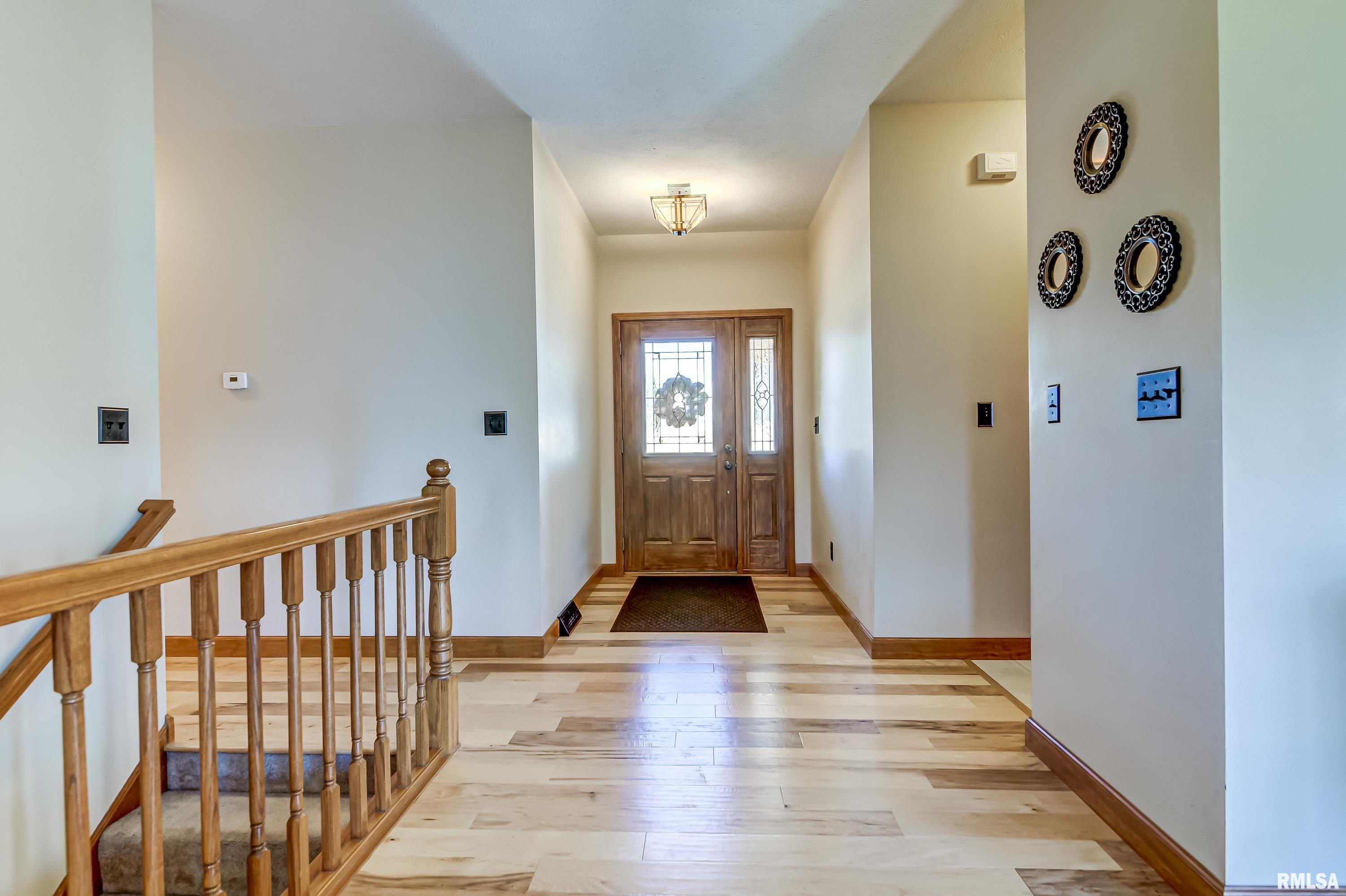526 Eagle Ridge Drive Chatham, IL 62629 - Photo 2 of 36 Gallery Image 2