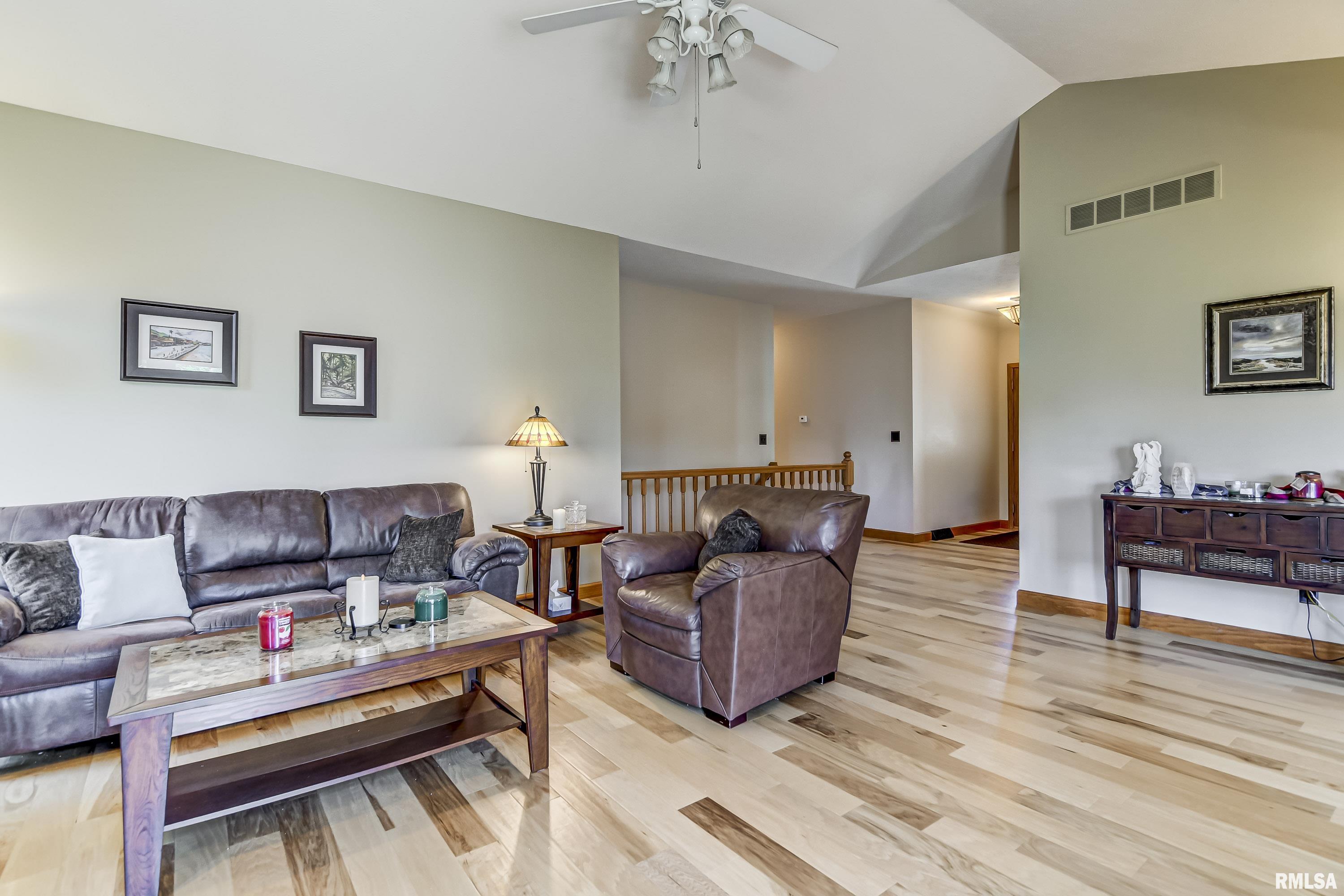 526 Eagle Ridge Drive Chatham, IL 62629 - Photo 4 of 36 Gallery Image 4