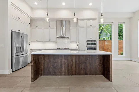 $925,000 | 1307 Clifford Avenue, Austin, TX 78702