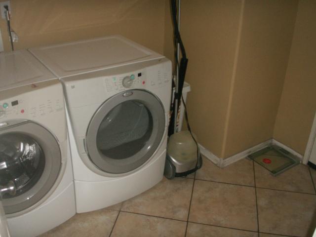 1145 Wind River Road Chula Vista, CA 91913 - Photo 16 of 17 Laundry Room