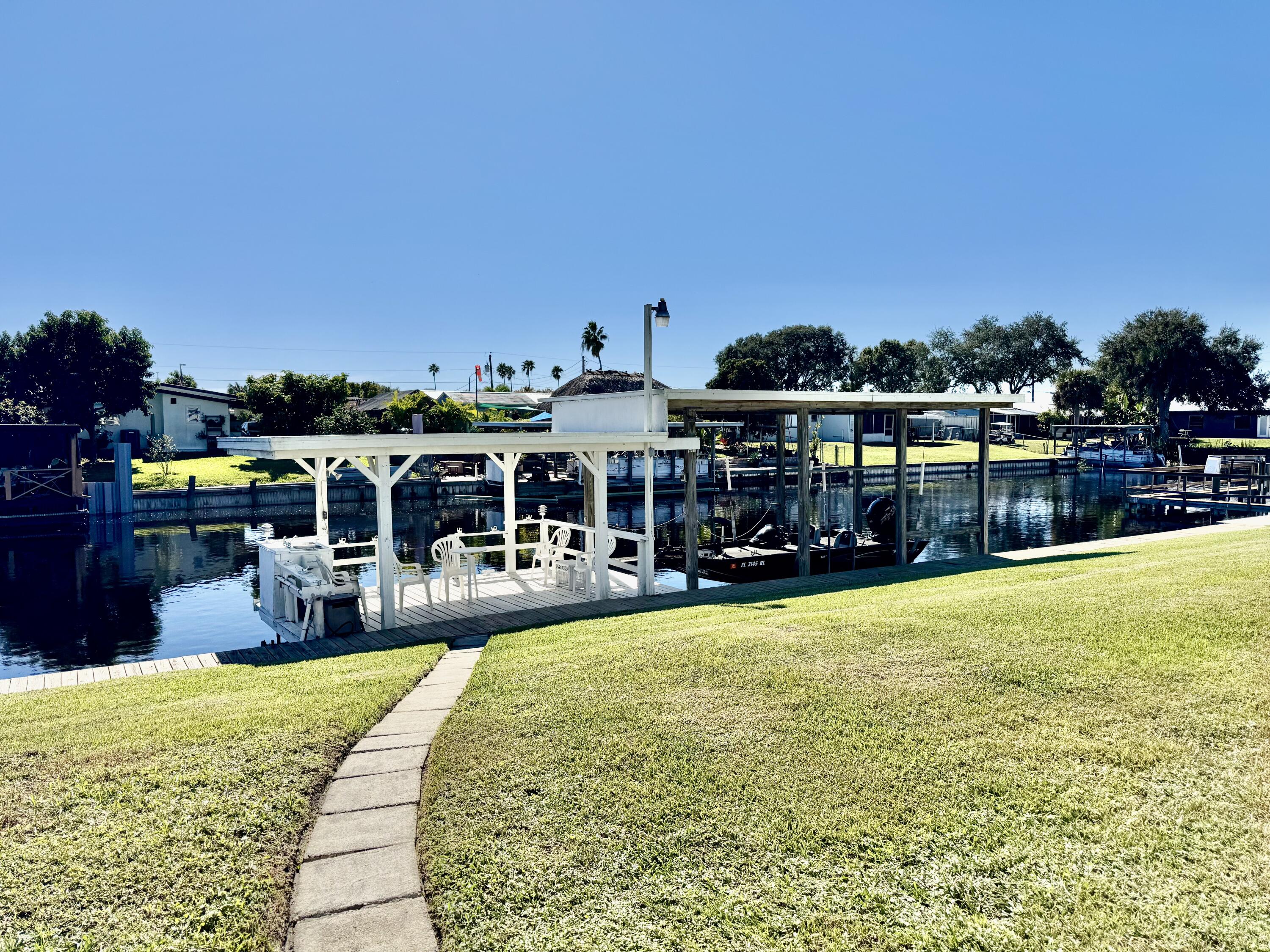 1924 Southeast 30th Street Okeechobee, FL 34974 - Photo 2 of 35 IMG_4285