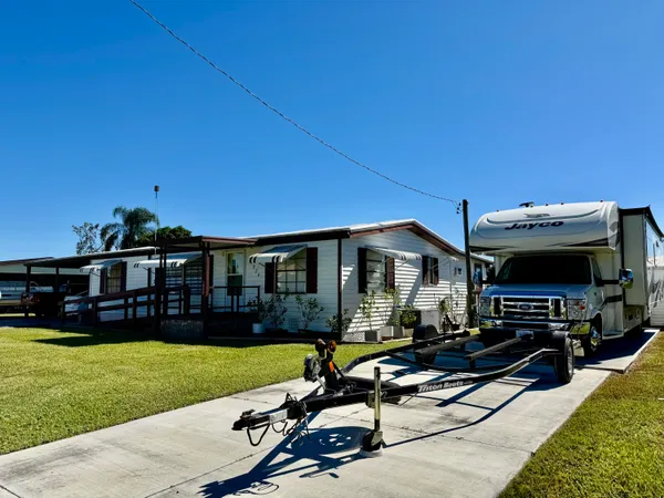 $249,000 | 1924 Southeast 30th Street, Okeechobee, FL 34974