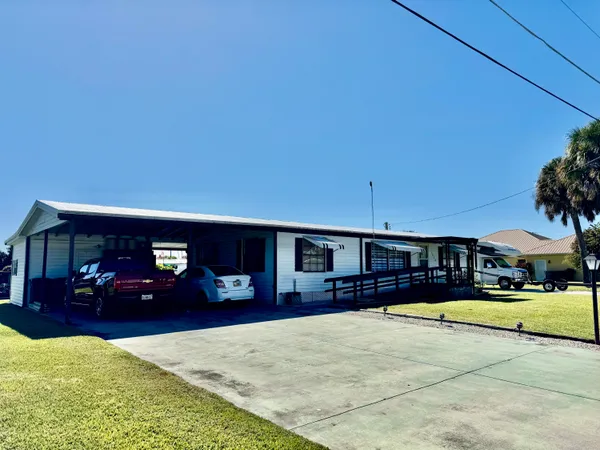 $249,000 | 1924 Southeast 30th Street, Okeechobee, FL 34974