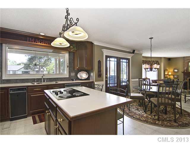 623 Marvin Road Waxhaw, NC 28173 - Photo 5 of 16 Gallery Image 5