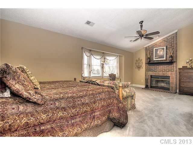 623 Marvin Road Waxhaw, NC 28173 - Photo 9 of 16 Gallery Image 9