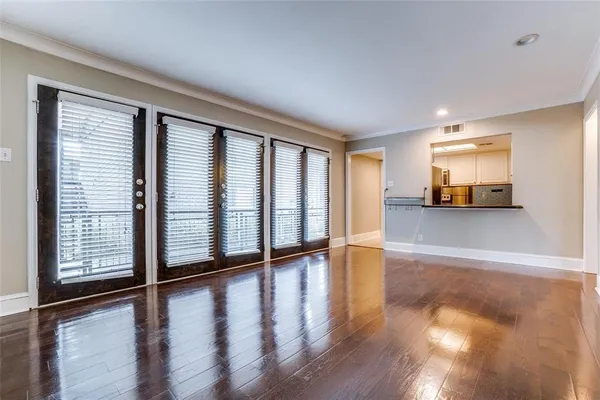 $198,000 | 10209 Regal Oaks Drive, Unit 112, Dallas, TX 75230