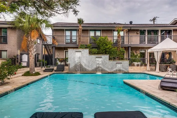 $198,000 | 10209 Regal Oaks Drive, Unit 112, Dallas, TX 75230