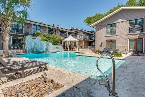 $198,000 | 10209 Regal Oaks Drive, Unit 112, Dallas, TX 75230