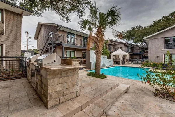 $198,000 | 10209 Regal Oaks Drive, Unit 112, Dallas, TX 75230
