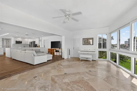 $590,000 | 3050 Northeast 48th Street, Unit 210, Fort Lauderdale, FL 33308