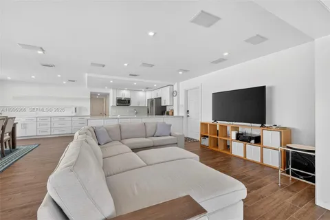 $590,000 | 3050 Northeast 48th Street, Unit 210, Fort Lauderdale, FL 33308