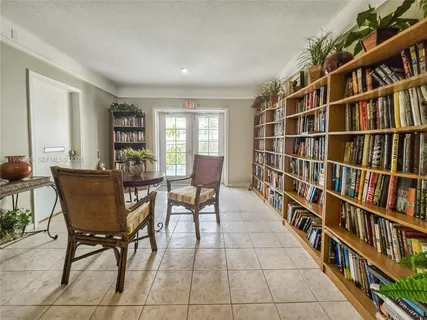 $590,000 | 3050 Northeast 48th Street, Unit 210, Fort Lauderdale, FL 33308