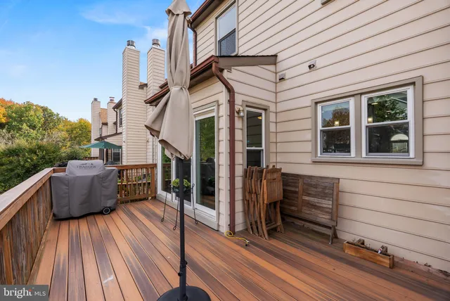 $3,700 | 5944 Wescott Hills Way, Alexandria, VA 22315