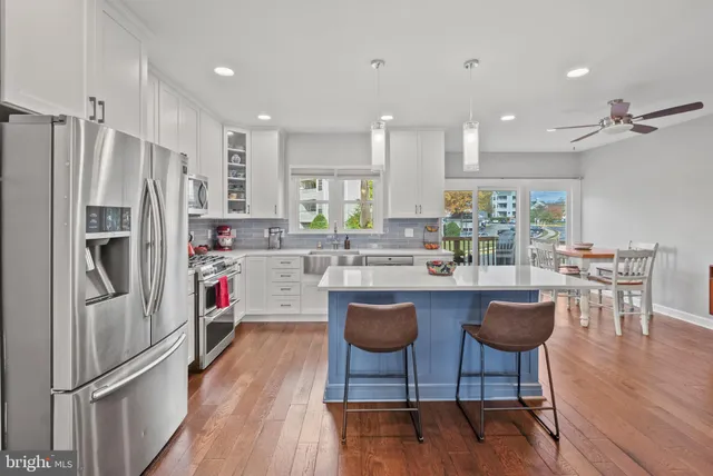 $3,700 | 5944 Wescott Hills Way, Alexandria, VA 22315