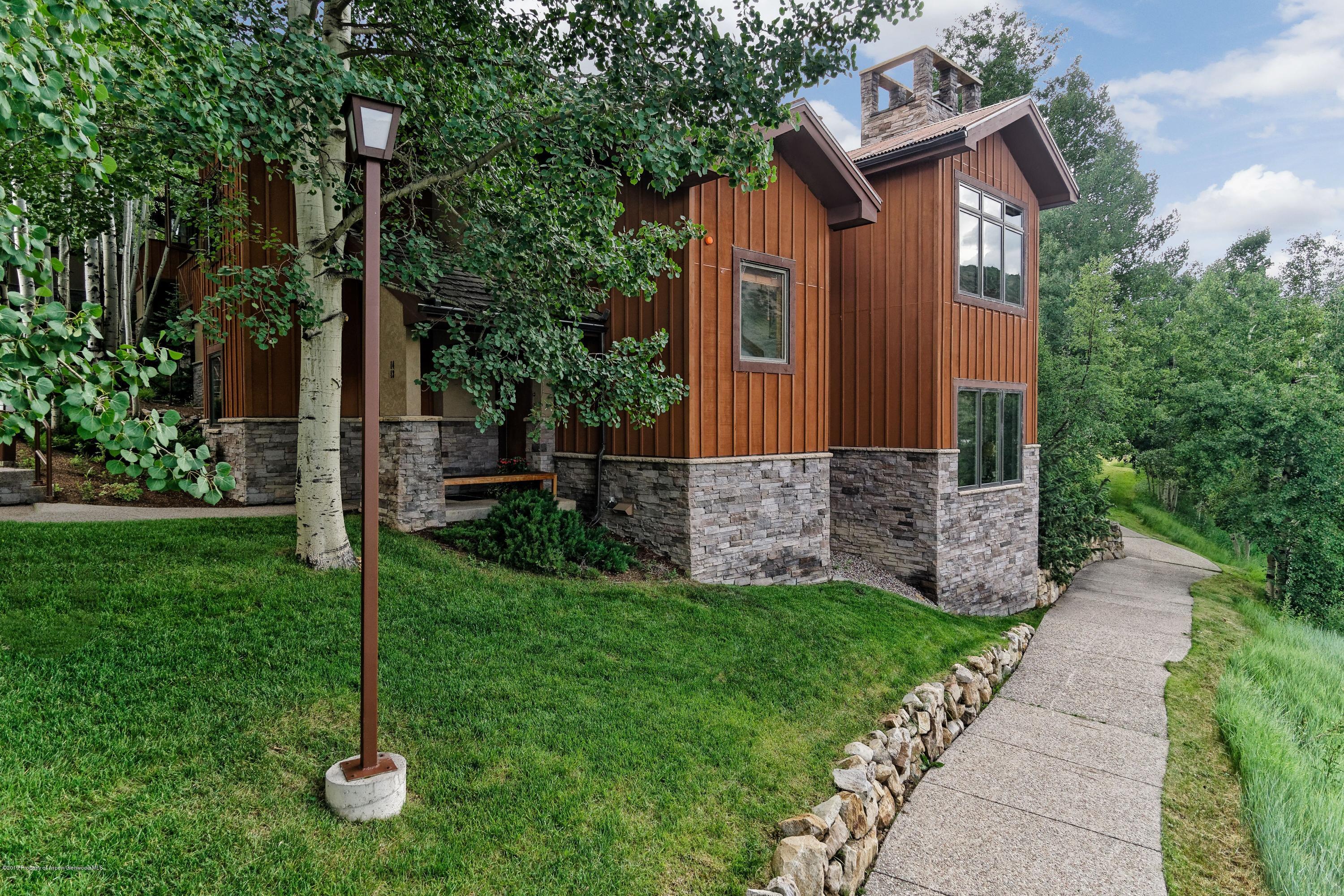 800 Ridge Road, Unit 14 Snowmass Village, CO 81615 - Photo 20 of 21 walkway entry