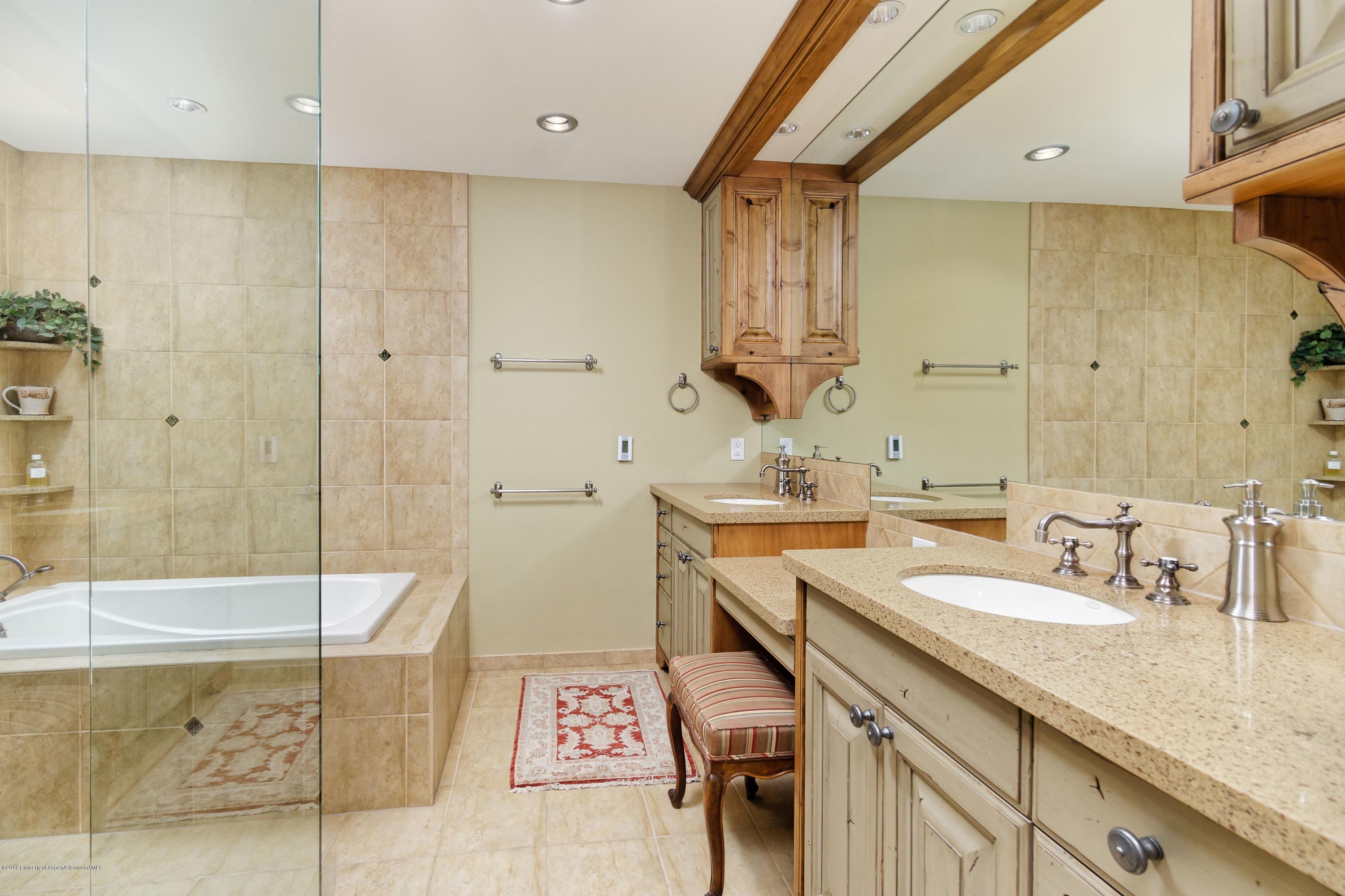800 Ridge Road, Unit 14 Snowmass Village, CO 81615 - Photo 9 of 21 master bath