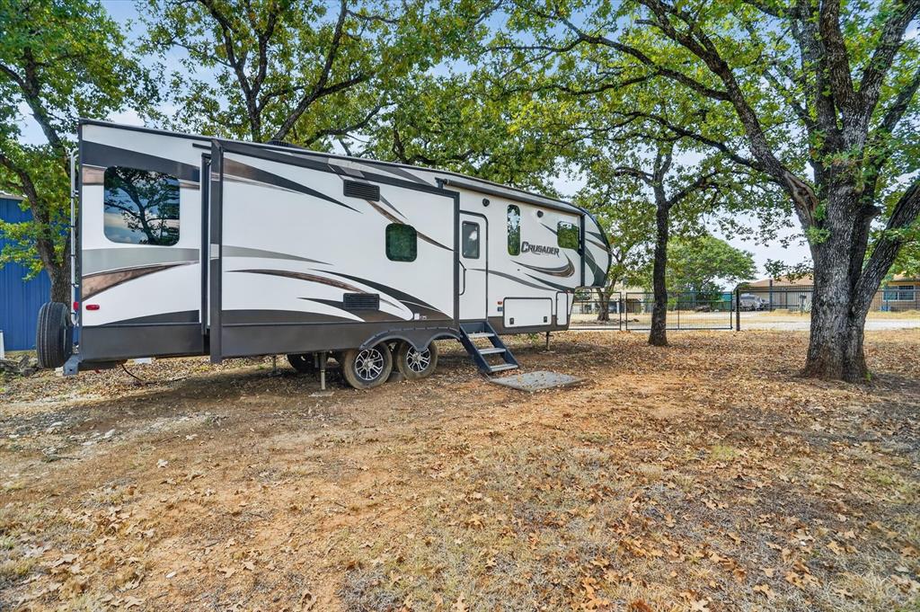 237 Live Oak Loop Whitney, TX 76692 - Photo 26 of 40 Camper