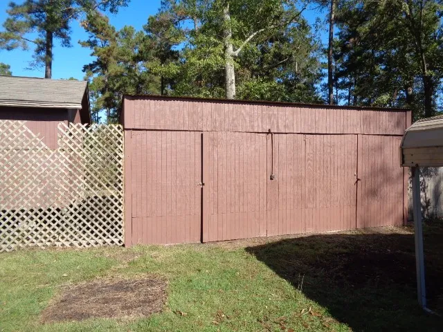 $1,195 | 7521 Old Highway 105 West, Conroe, TX 77304