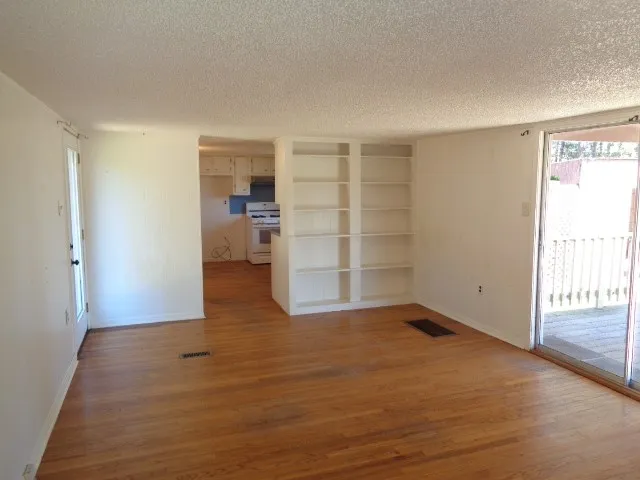 $1,195 | 7521 Old Highway 105 West, Conroe, TX 77304