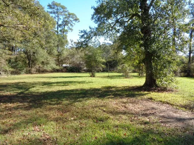 $1,195 | 7521 Old Highway 105 West, Conroe, TX 77304