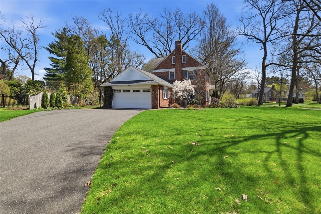 324 Farmington Road Longmeadow, MA 01106 - Photo 39 of 42 Gallery Image 39