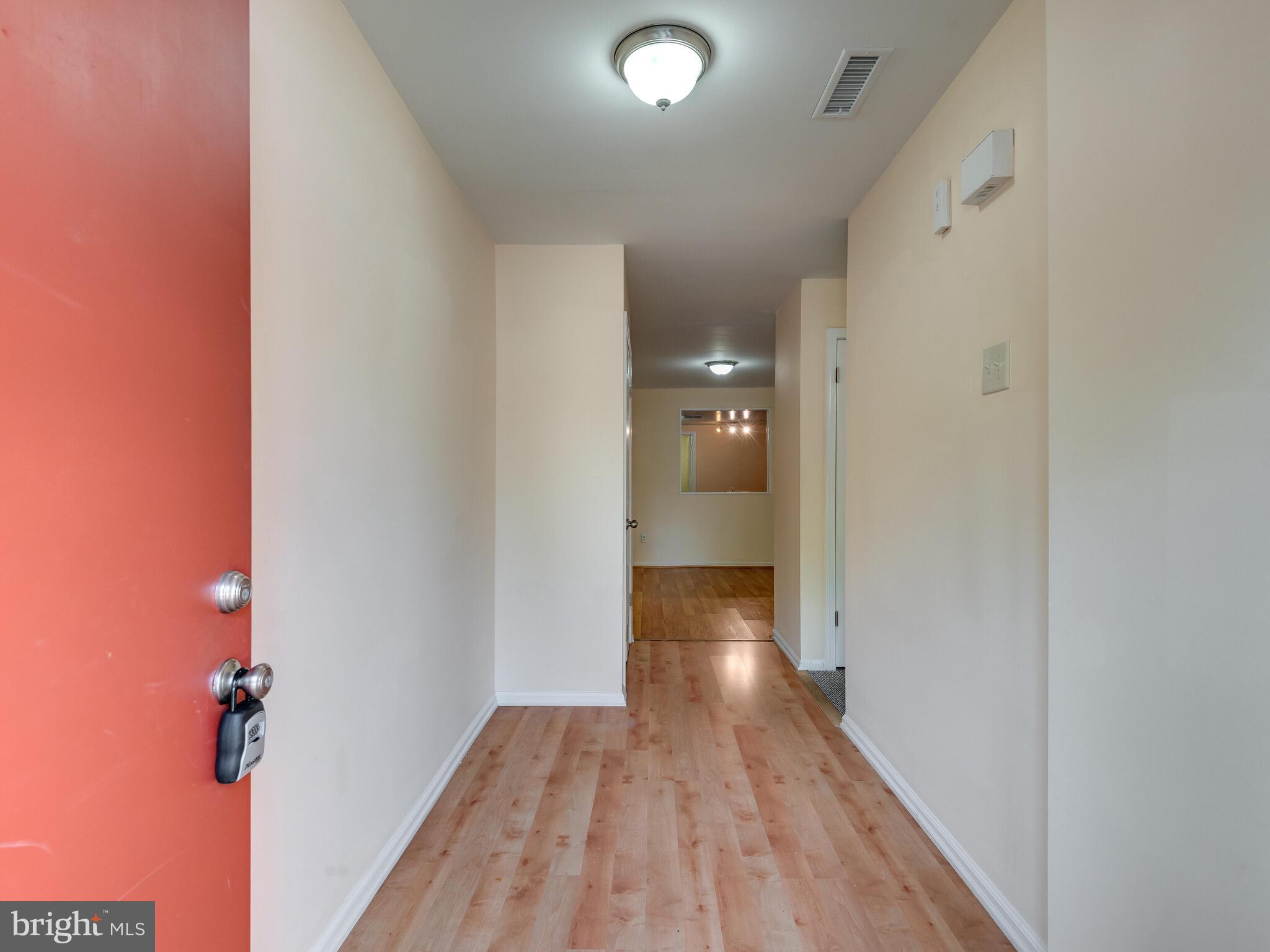 1202 Mountainview Drive Chesterbrook, PA 19087 - Photo 4 of 34