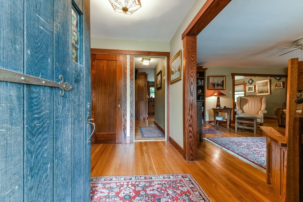 19 Francis Road Wellesley, MA 02482 - Photo 2 of 15