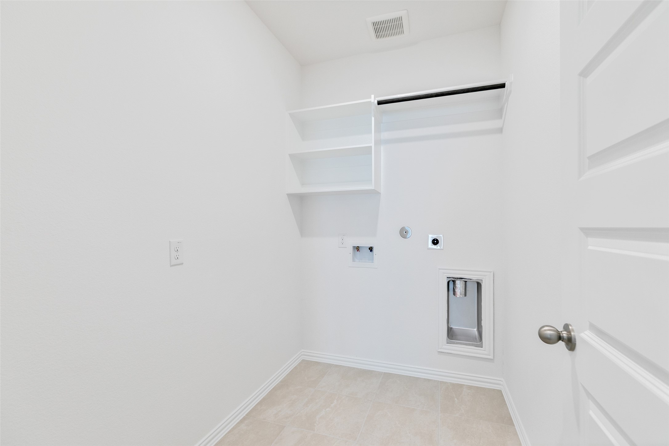 2710 Alexis Street Seabrook, TX 77586 - Photo 10 of 46 a view of small space with racks on the wall