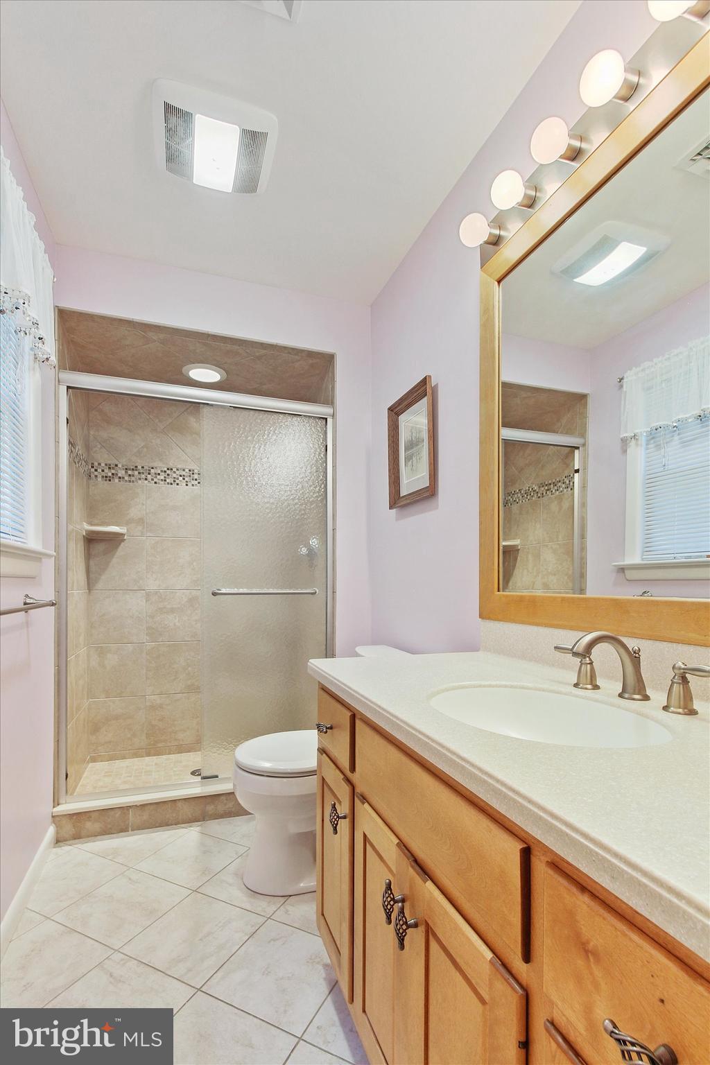 401 Campus Road Elizabethtown, PA 17022 - Photo 17 of 43 Full Bath
