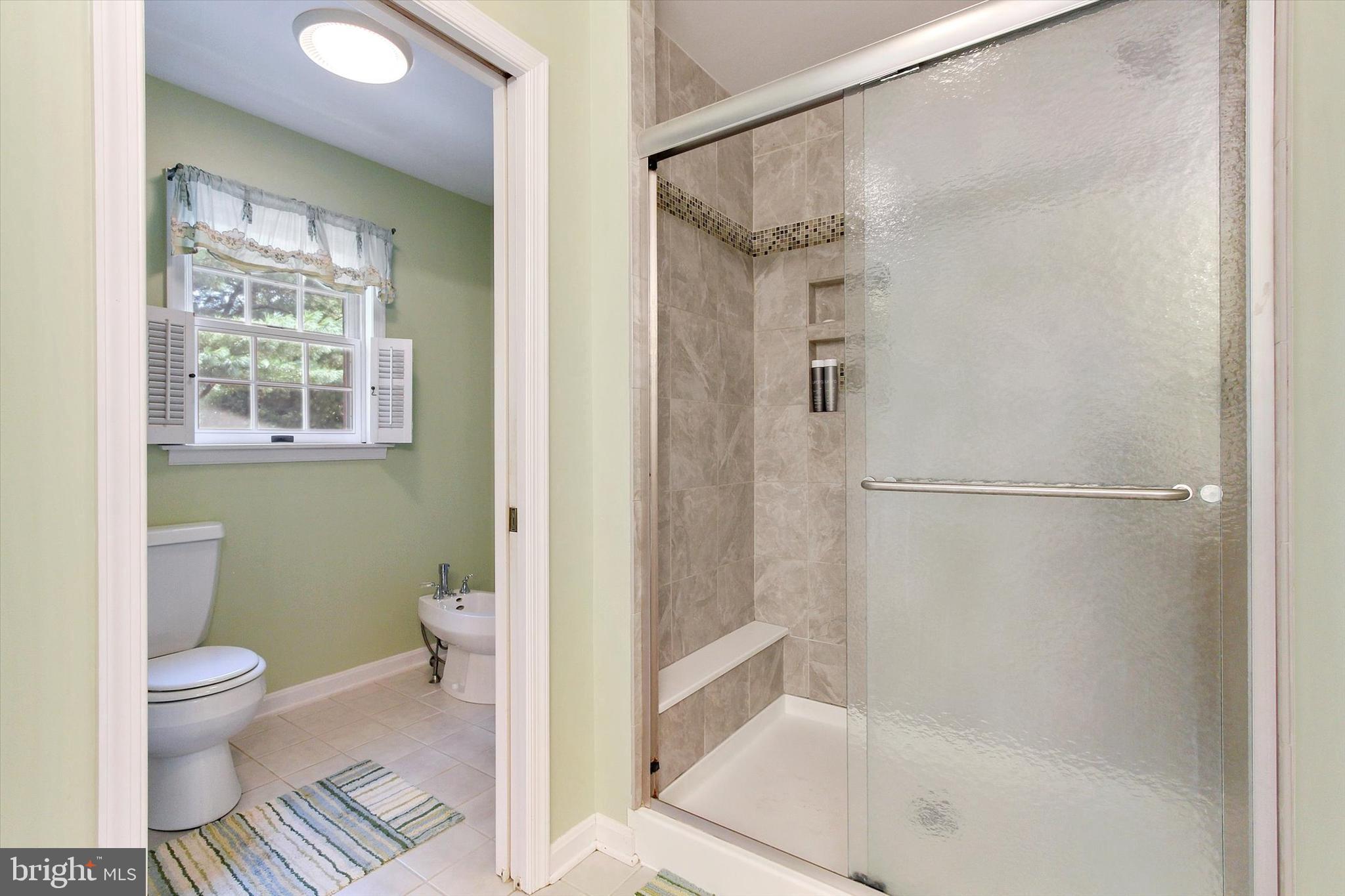401 Campus Road Elizabethtown, PA 17022 - Photo 21 of 43 Full Bath