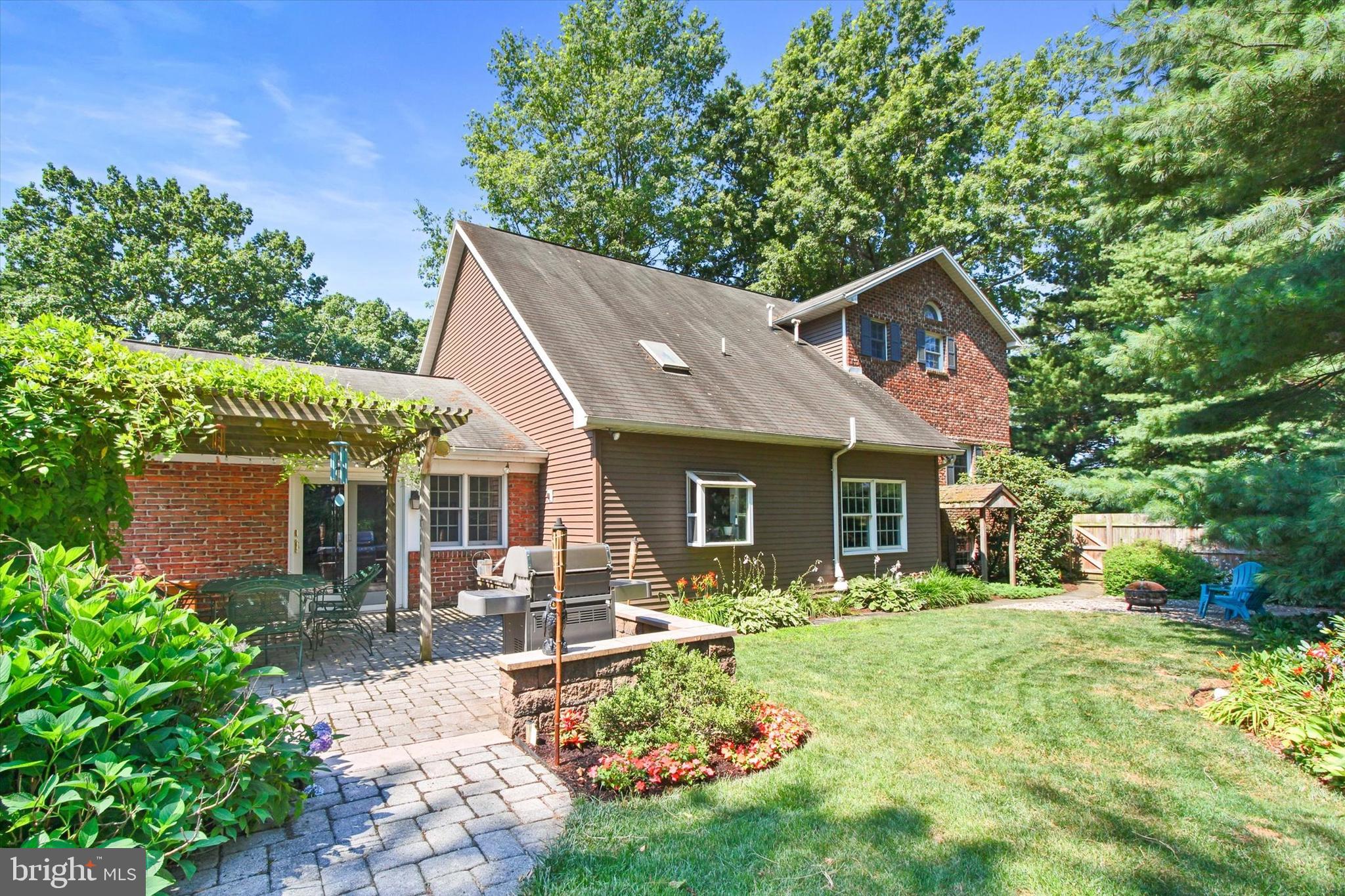 401 Campus Road Elizabethtown, PA 17022 - Photo 36 of 43 Patio