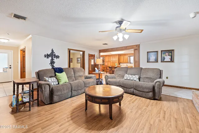 $340,000 | 408 Beth Drive, Franklin, LA 70538