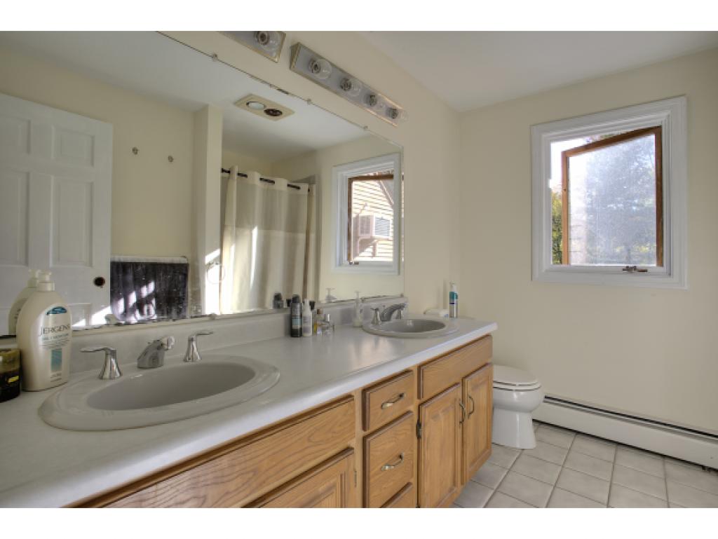 37 Talent Road Litchfield, NH 03052 - Photo 22 of 35