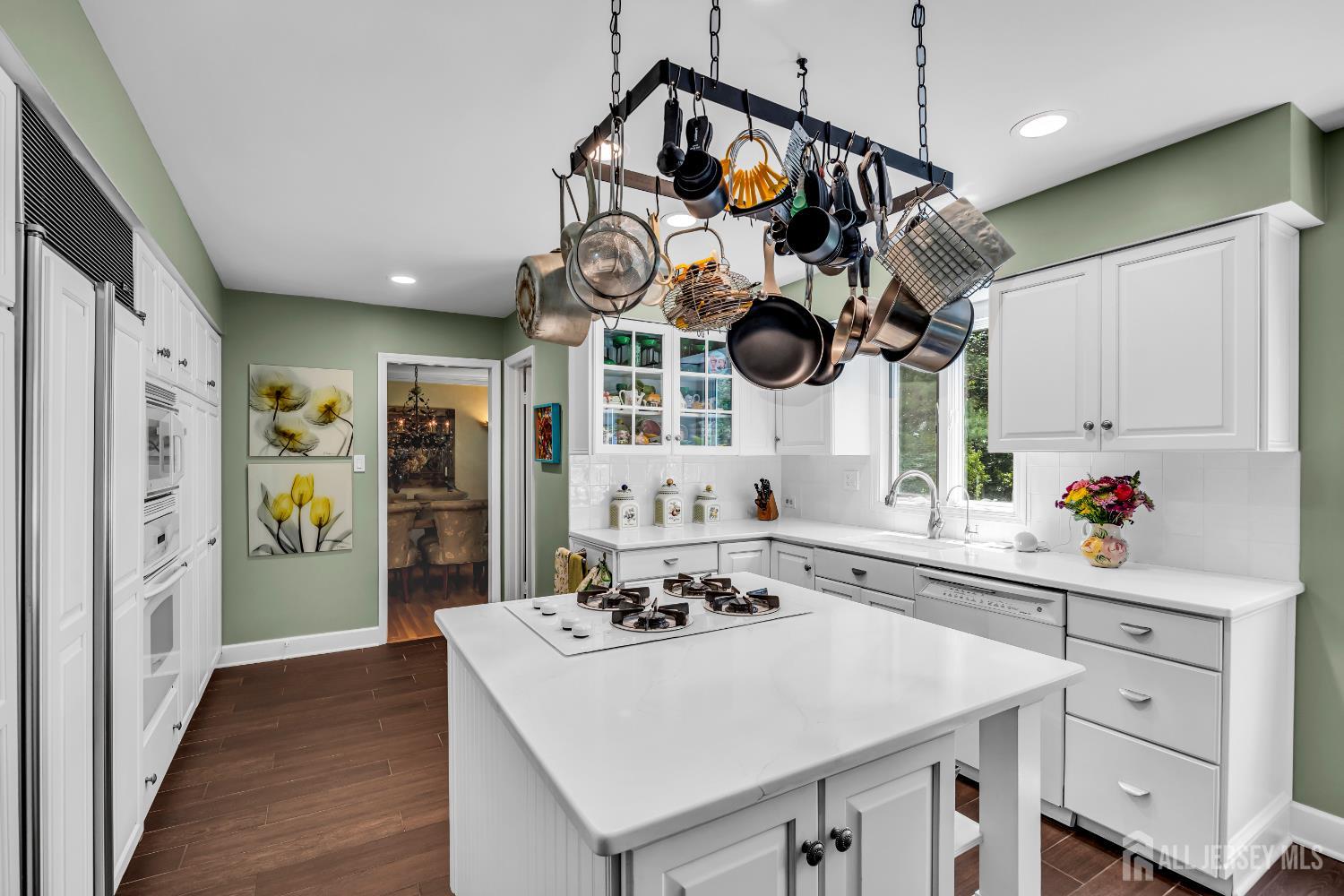 10 Margie Road East Brunswick, NJ 08816 - Photo 13 of 48