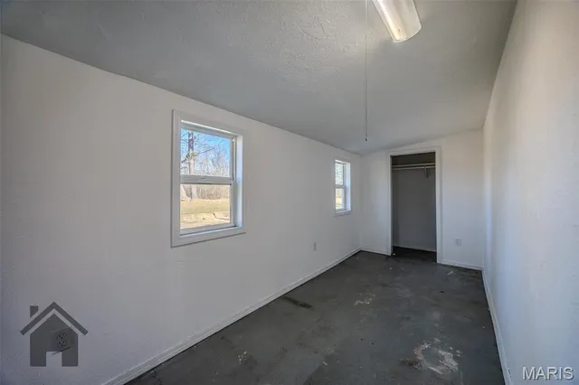 $135,000 | 210 Hawkins Avenue, Crocker, MO 65452