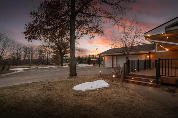 $995,000 | 32114 152nd Street Northwest, Princeton, MN 55371