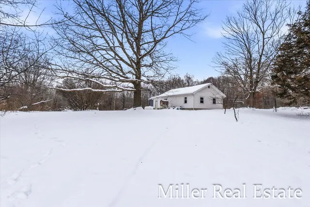 $199,900 | 7410 Bivens Road, Nashville, MI 49073