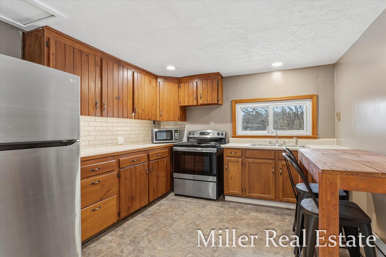 7410 Bivens Road Nashville, MI 49073 - Photo 4 of 34 11-WM7410bivens-11