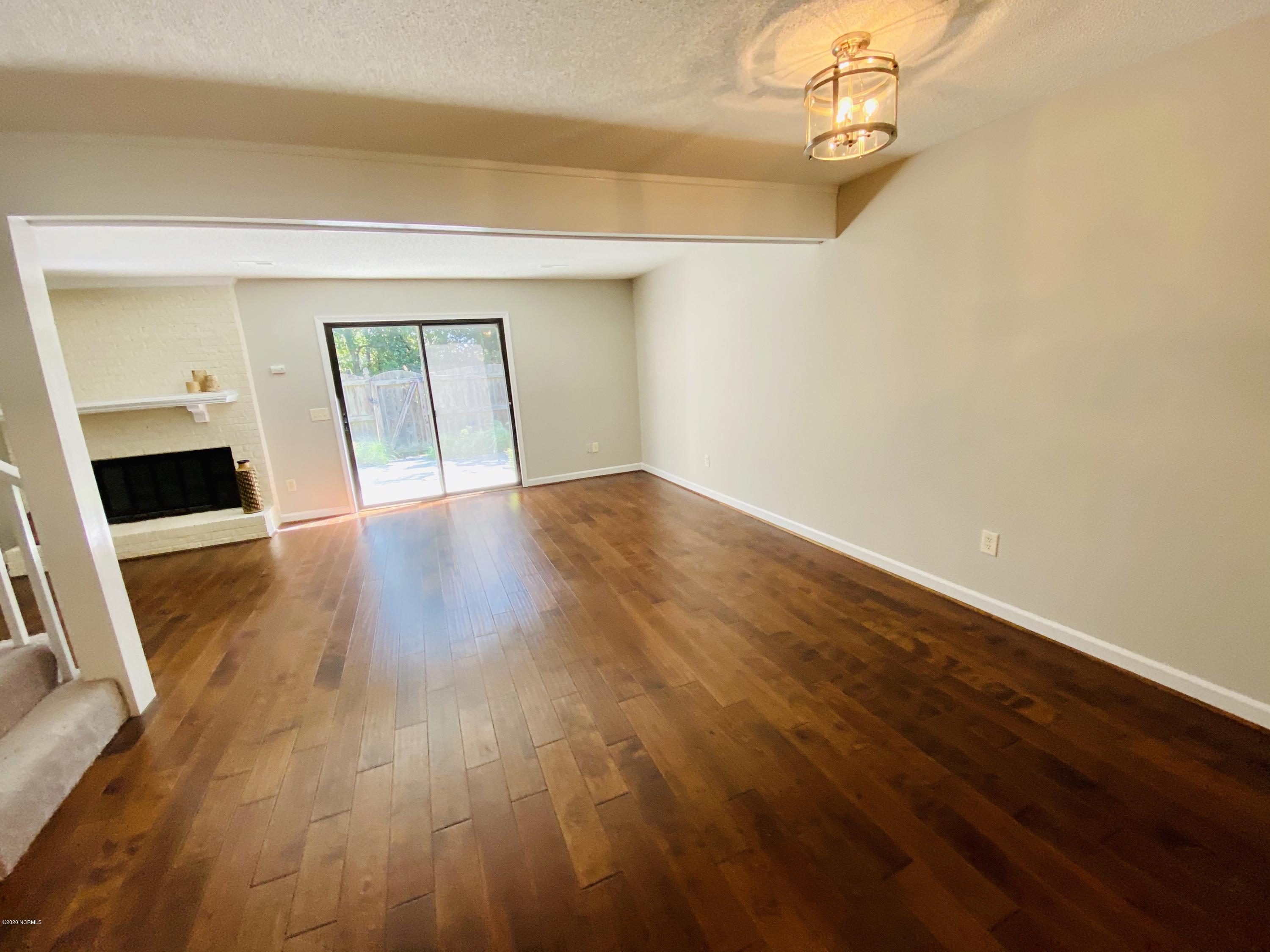 1873 Quail Ridge Road, Unit H Greenville, NC 27858 - Photo 6 of 22 IMG_9224