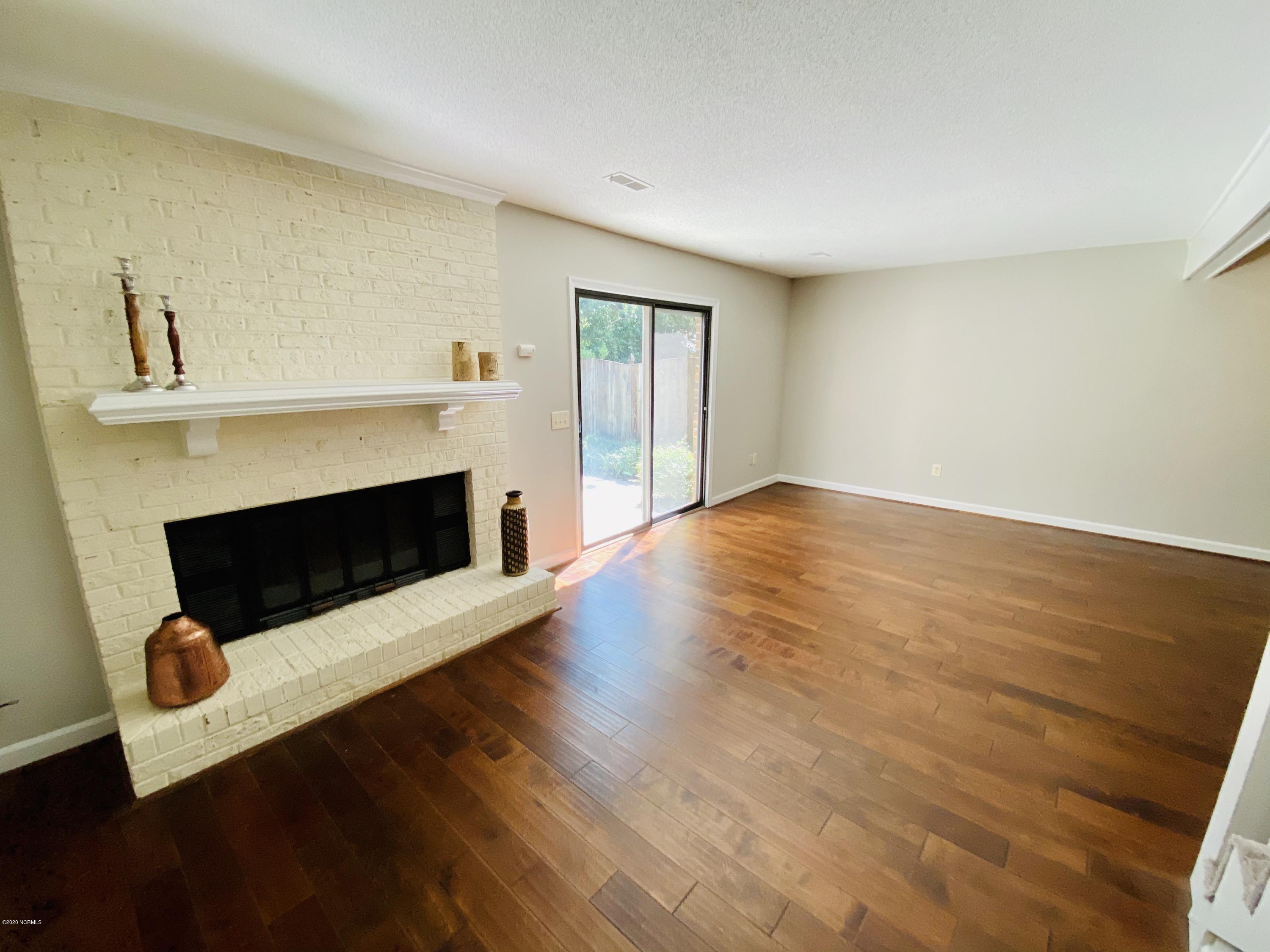1873 Quail Ridge Road, Unit H Greenville, NC 27858 - Photo 8 of 22 IMG_7930