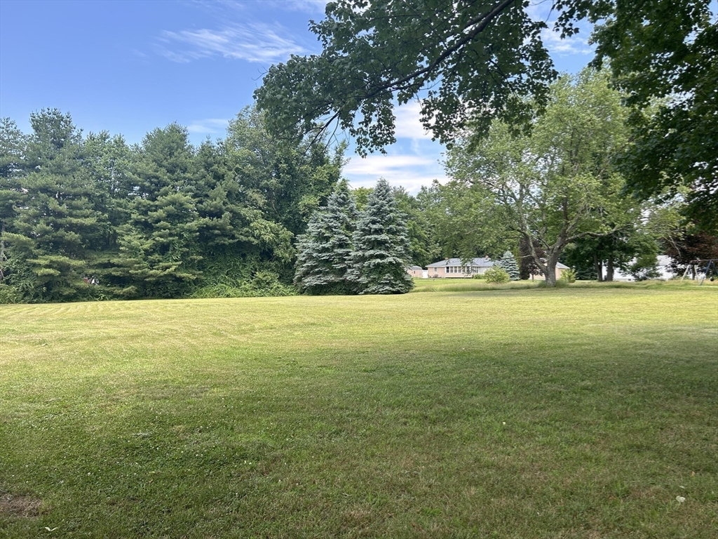 88 Shirley Road Lancaster, MA 01523 - Photo 23 of 31 a view of an outdoor space