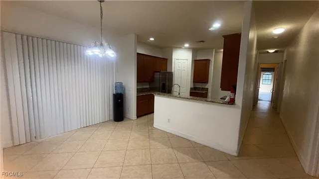 $2,400 | 616 Columbus Avenue, Lehigh Acres, FL 33972