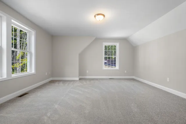 $859,900 | 134 Falcon Ridge Road, Unit 23, Milford, NH 03055