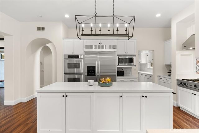 $2,990,000 | 21 Calle Vista Del Sol, San Clemente, CA 92673