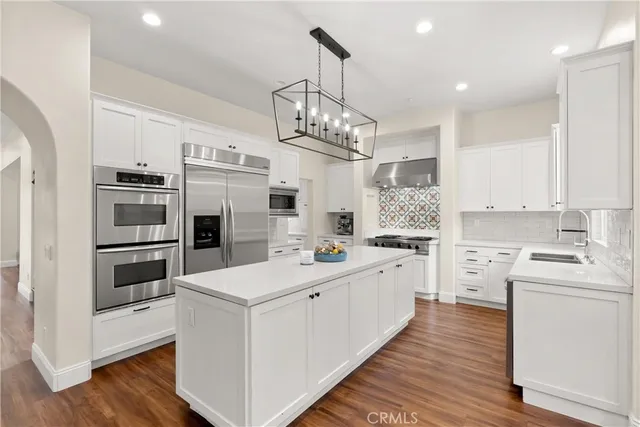 $3,099,000 | 21 Calle Vista Del Sol, San Clemente, CA 92673