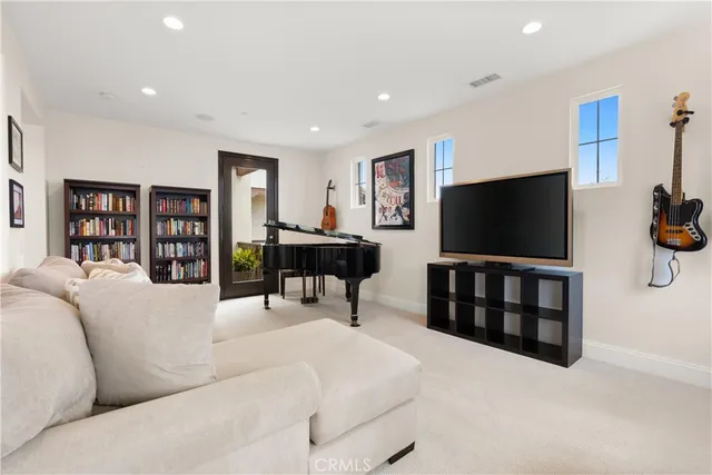 $3,099,000 | 21 Calle Vista Del Sol, San Clemente, CA 92673