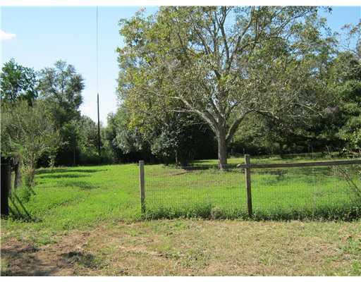 24126 Lowe Davis Road Covington, LA 70435 - Photo 11 of 11 Gallery Image 11